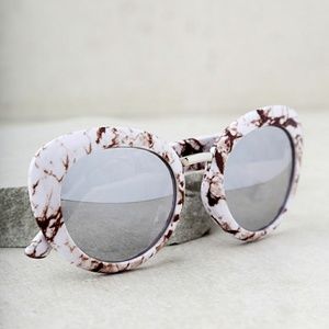 White and brown tie dye sunglasses. NWOT